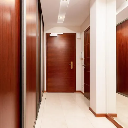 Center Exclusive By Renters Prestige Lejlighed