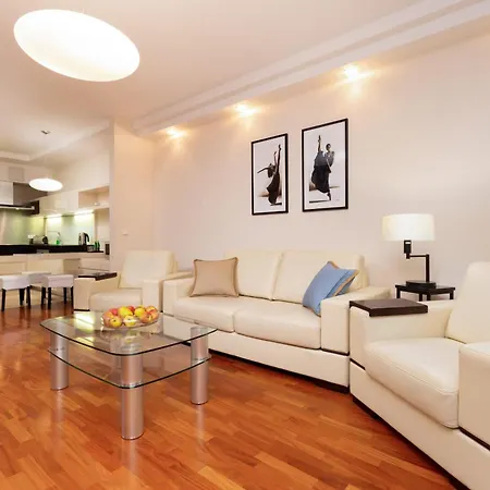 Center Exclusive By Renters Prestige Apartment Warsaw